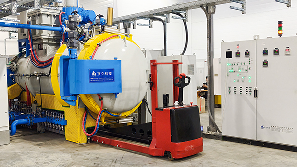 真空滲碳?xì)獯銧t.jpg 真空滲碳?xì)獯銧t.jpg